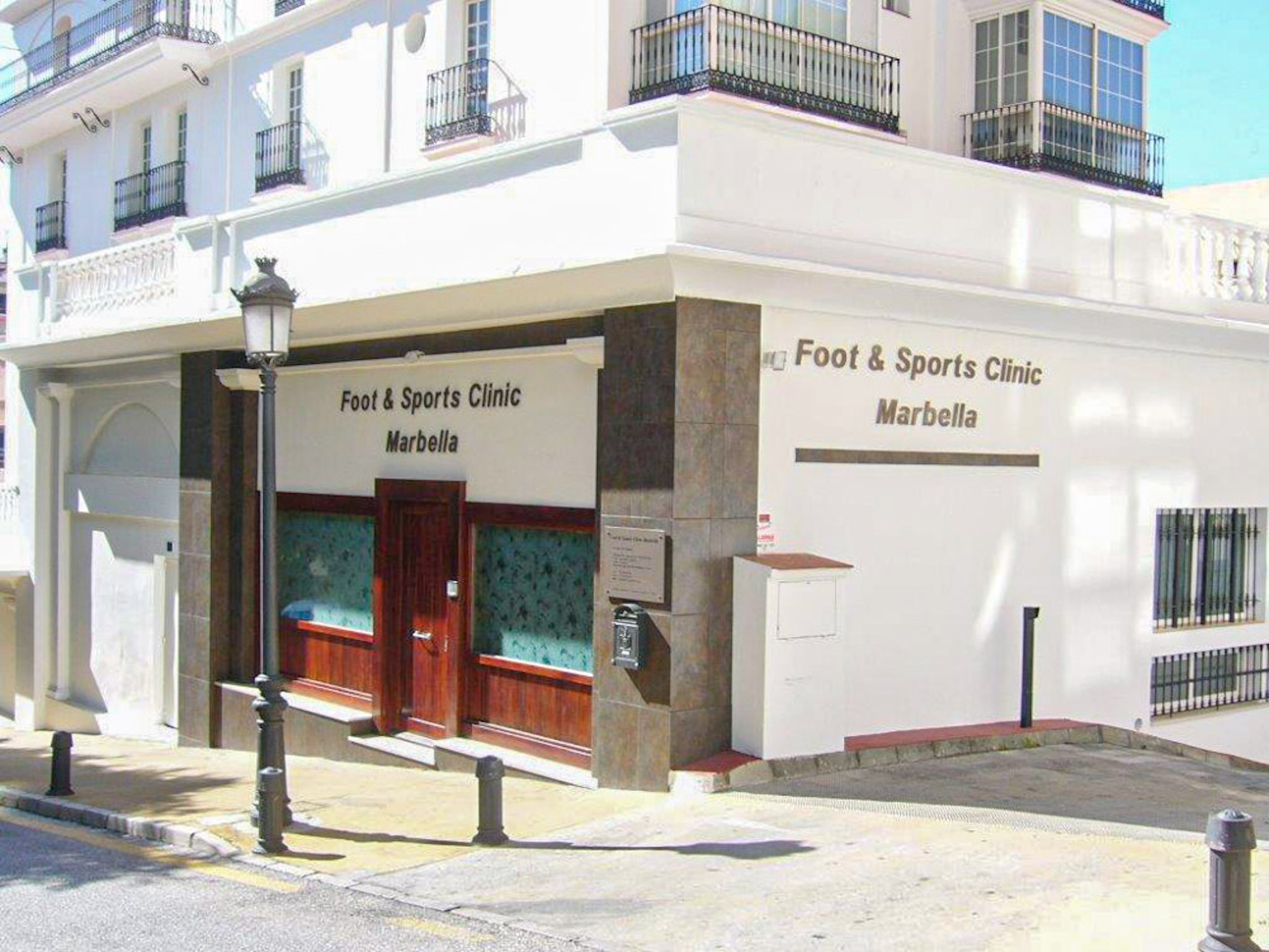 clinic for sale in Marbella town