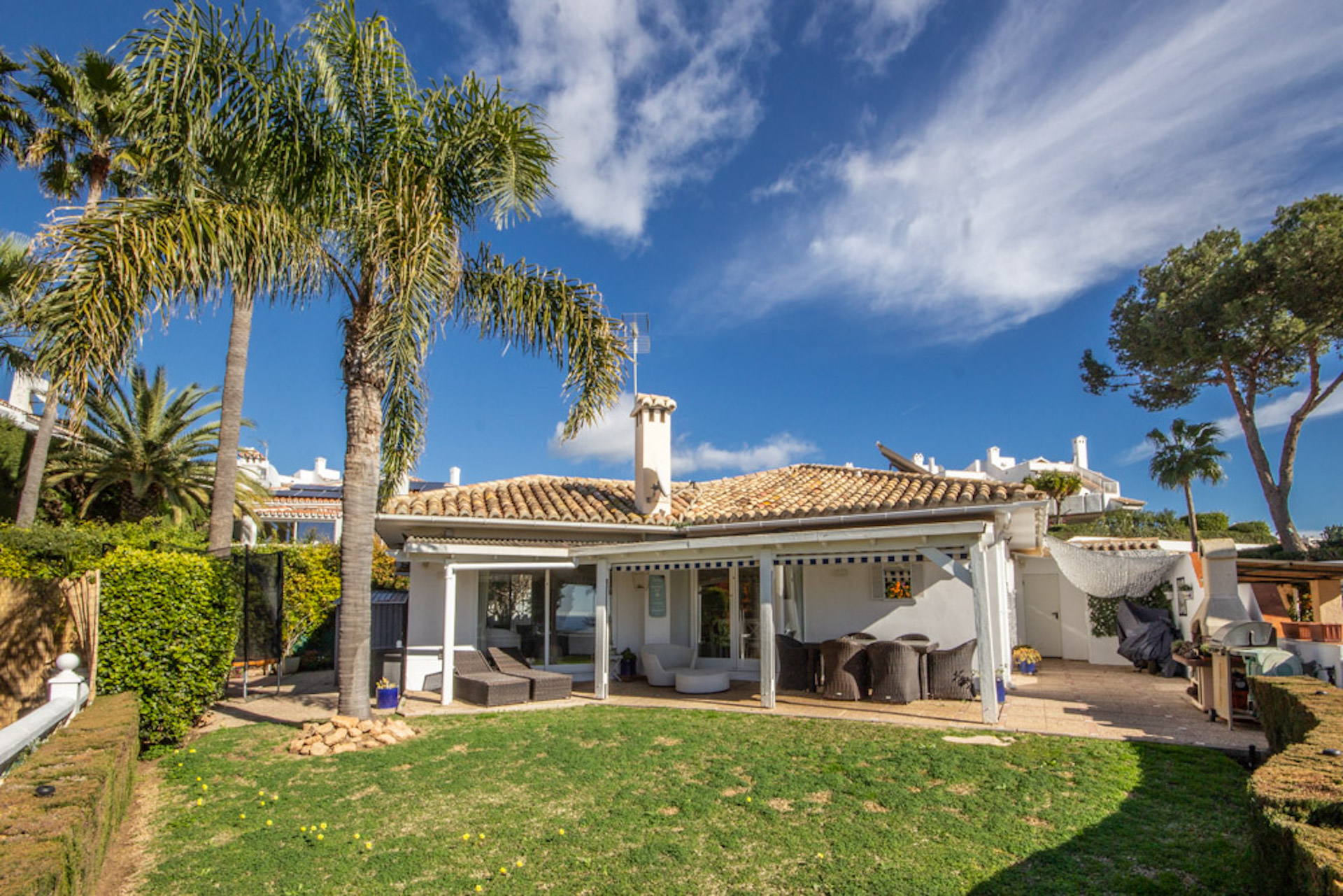 Bungalow con vistas al mar en Calahonda