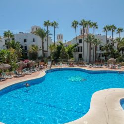 3 bedroom Apartment Elviria Beachside