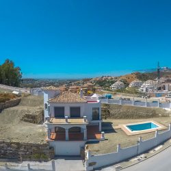 New Villa in  Nueva Andalucia