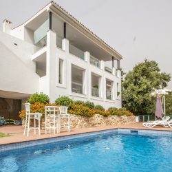 Spacious Family Villa with Panoramic Views in La Mairena