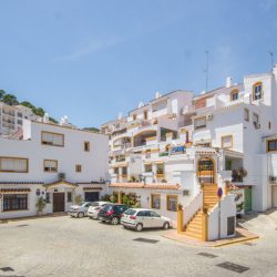 Apartment in the heart of Benahavis pueblo