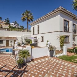 stunning Villa near La Cala