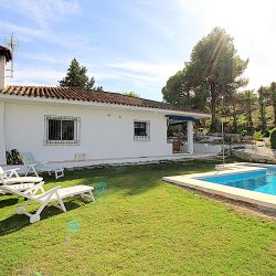 Cosy renovated country house with Sauna and pool.