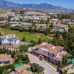 Stunning villa frontline golf in El Chaparral with sea views