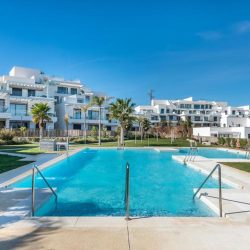 Großzügige Neubau 3-Zimmer-Eckwohnung mit Panoramablick in Casa Banderas, La Cala de Mijas