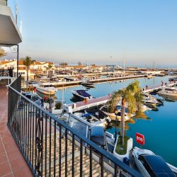 3 bedroom, 3 bathroom Apartment for sale in Puerto Banus, Marbella